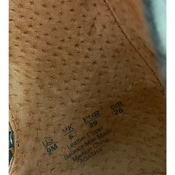 NWT - Zodiac Agatha Booties, Olive Suede, square toe, size 9 - Picture 9 of 10